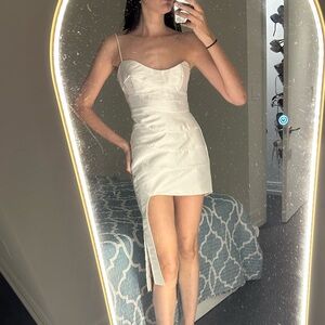 Elegant White Mini Dress